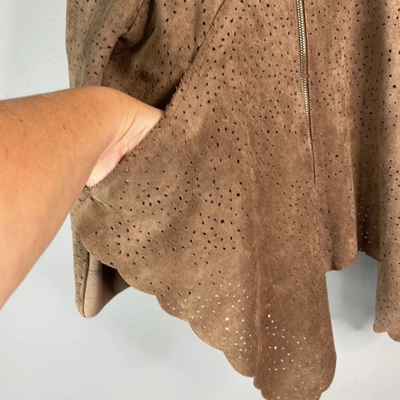 BCBGMAXAZRIA Perforated Faux Suede Crop Jacket Mocha Draped Front 3/4 Sleeves L - Picture 5 of 13
